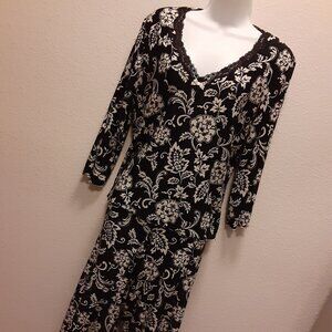 Set: Studio Donatella Med PJs * Black & Tan Capri * Waverly Toile Damask Stretch